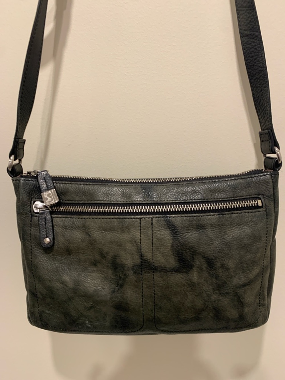 Soprano Black Marbled/ Distressed Leather Crossbody Bag